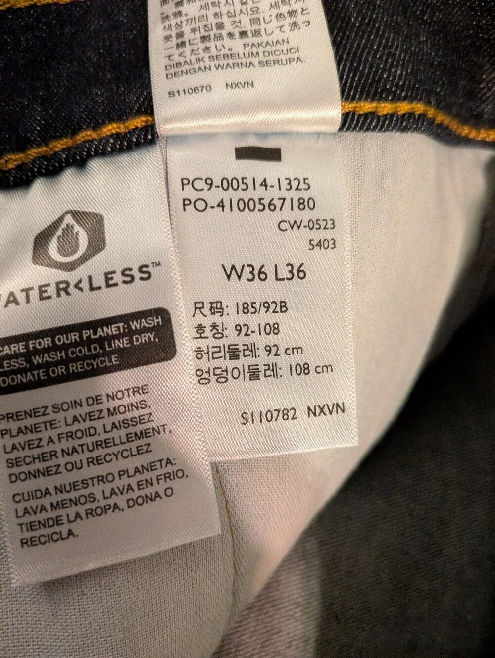 Levi's 514 Straight Leg Jeans Men's Size 36 x 36 Dark Indigo Wash Waterless